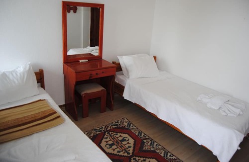Tevfikiye Hotel | Hisarlik Hotel