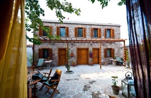 Behram Hotel | Idasos Tasodalar