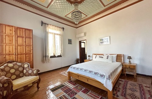 Karaburun Hotel | Saklı Konak
