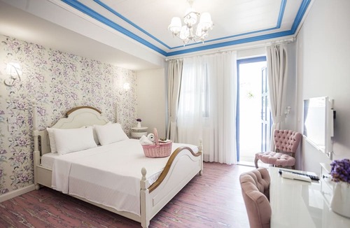 Bozcaada Hotel | Sardunya Otel