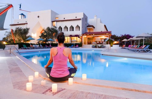 Altınyunus Mahallesi Hotel | Arinnanda Otel