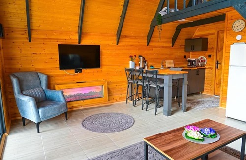 Ondokuzmayıs Hotel | La Maison Bungalov