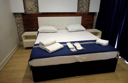 Eski Lara Hotel | Hey Lara Hotel