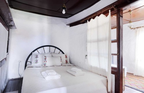 Sirince House | Nikbin Retreat