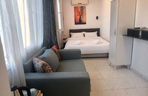 Kusadasi Bed & Breakfast | Hotel Efesian B&B City Center - Harbour