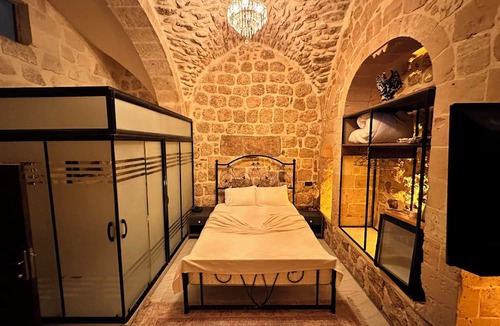 Artuklu Hotel | Petra Şah Konağı