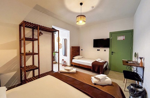 Ayvalik Hotel | Mlinova Küçükköy