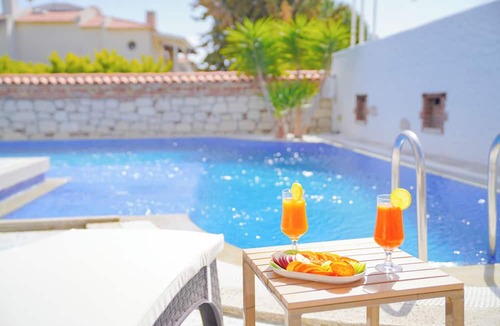Cesme Bed & Breakfast | The Fountain Çeşme