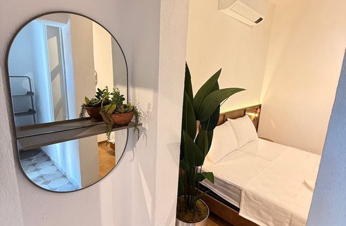 Ayvalik City Center Hotel | Elos Ayvalık Pansiyon
