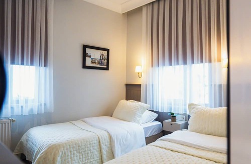 Ayvalik Hotel | Leila Cunda Hotel & Coffee