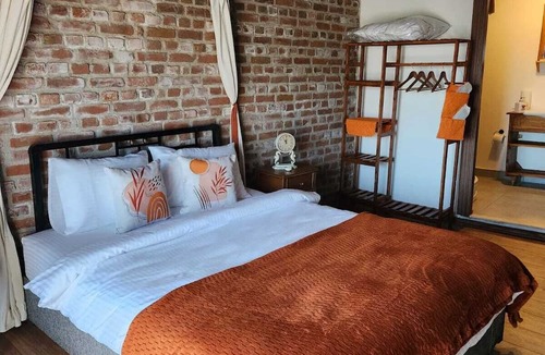 Ayvalik House | Azra Konuk Evi