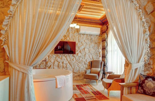 Ortahisar Hotel | Kasr-ı Kapadokya Cave Suites