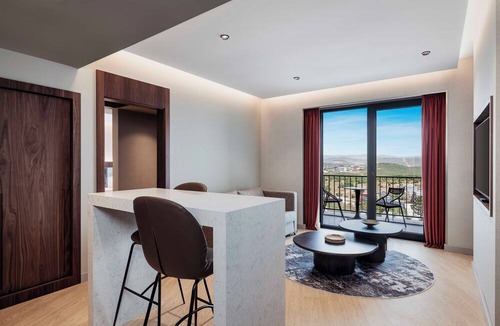 Cerkesli Hotel | Golden Tulip Gebkim Kocaeli
