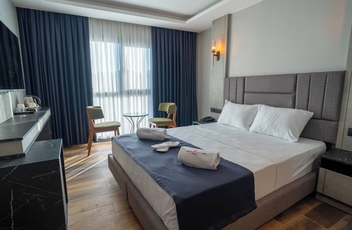 Kucukcekmece Hotel | Modernlux Hotel