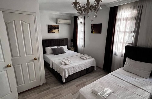 Ayvalik House | Cunda Palace