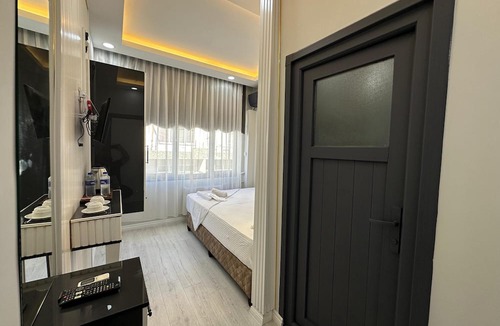 Fatih Bed & Breakfast | KOSOVA HOTEL