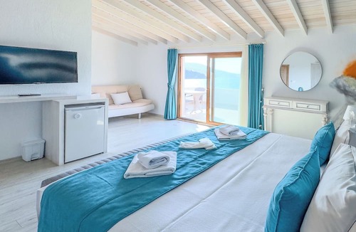 Karaburun Hotel | Rota Hotel & Restaurant