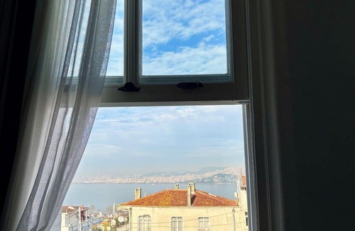 Adalar Hostel | Mansion Milia