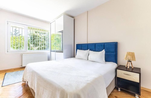 Arnavutkoy Apartment | Flat with Garden 10 min to Bebek Shore