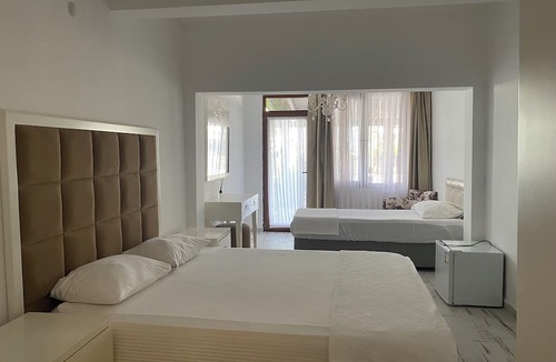 Golturkbuku Hotel | Dalgıç Otel Türkbükü
