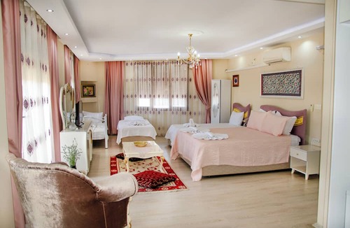 Selcuk Hotel | Ephesus Palace