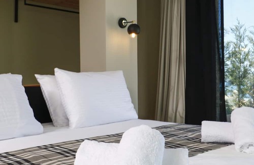 Turgutreis Villa | Bodrum Turgutreis'te Özel Havuzlu ve Deniz Manzaralı 6 Yatak Odalı Villa BV-4115