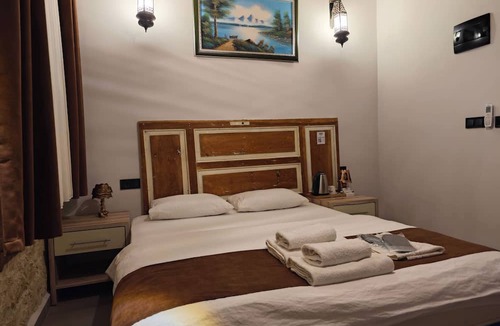 Usak House | Konak Esila