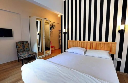 Talimhane House | Studio Apartment with Private Garden in Taksim area