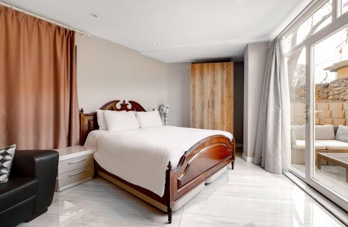 Cekirge Mahallesi House | Hotel Room w Garden and Shared Terrace in Bursa