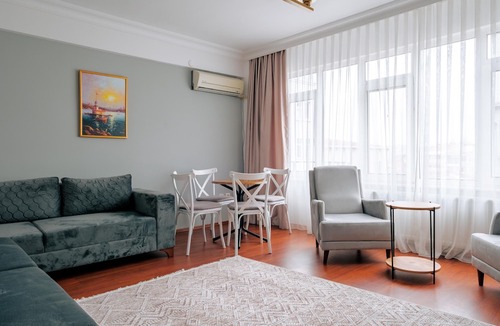 Moda Apartment | Flat w Balcony 8 min to Kadikoy Square