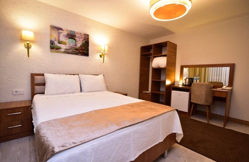 Sancaktepe Hotel | DMR GRAND FAMILY HOTEL SANCAKTEPE