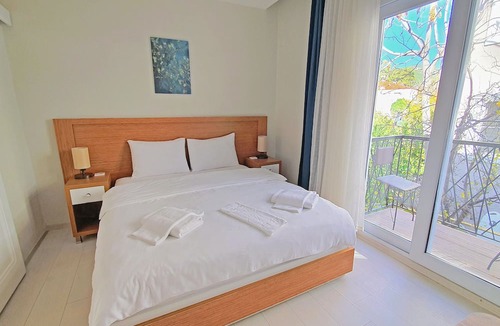 Foca Hotel | Midilli Konak Foca