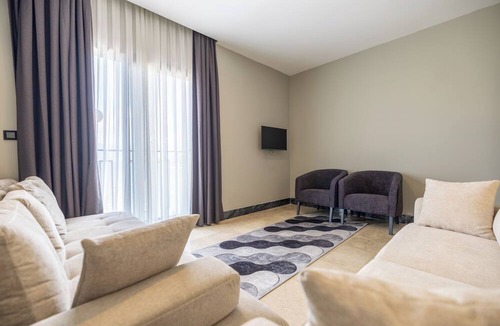 Gulluk Hotel | Roseira Mar-Inn Luxury