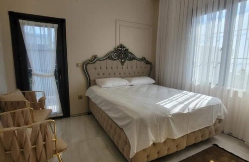 Buyukcekmece Villa | Villa Red Tent