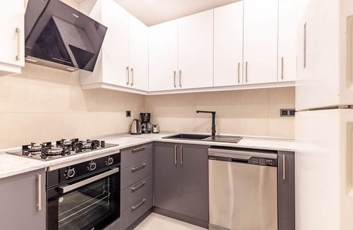 Sisli Apartment | Flat Near Transportation 2 min to Cevahir Mall