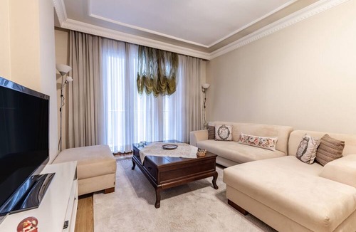 Esentepe Apartment | Cozy Retreat 2 min to Kanyon Mall