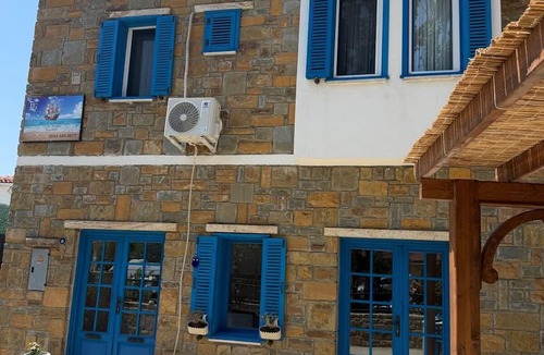 Gokceada Hostel | Blue Galley Guest house