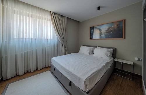 Lara Hotel | Moon Shine