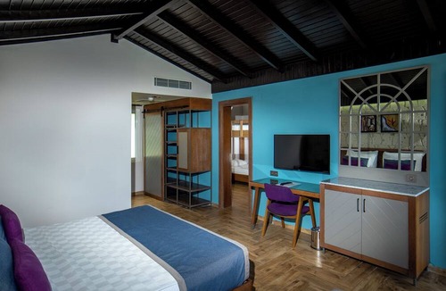 Kusadasi Resort | ADELLA BEACH RESORT HOTEL