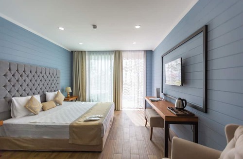 Kusadasi Resort | ADELLA BEACH RESORT HOTEL