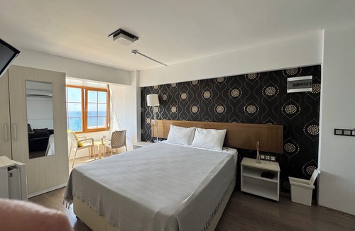 Karaburun Hotel | ADA MARİN SUİTE