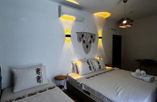 Ayvalik House | Chori Avlu Küçükköy