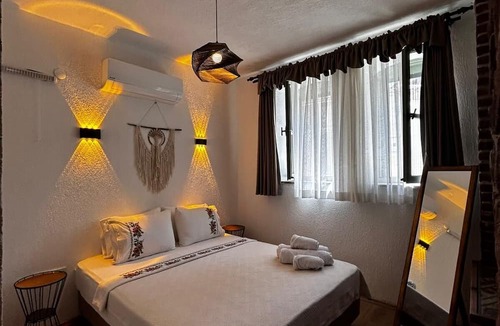Ayvalik House | Chori Avlu Küçükköy
