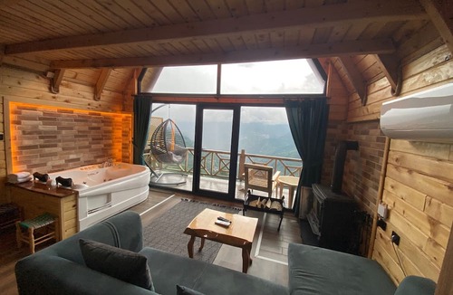 Ayder Ski Chalet | GİYONA BUNGALOV