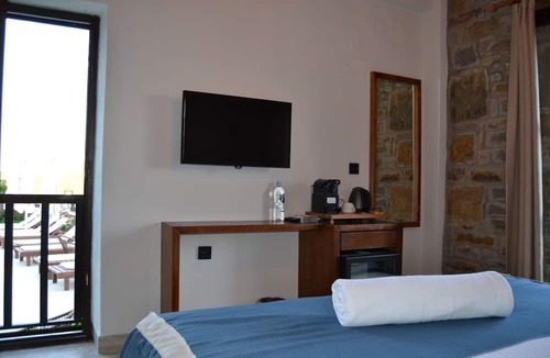 Kalekoy Koyu Hotel | Mathilda Gökçeada