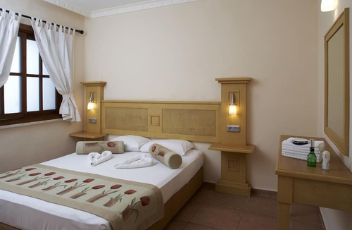 Marmaris City Center Apartment | Club Anastasia Hotel
