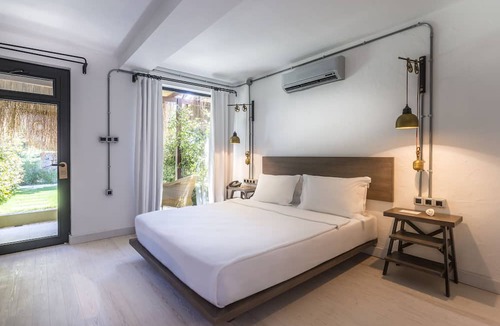 Golturkbuku Hotel | Flamm