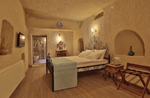 Cavusin Hotel | Jacob's Cave Suites