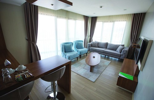 Yomra Hotel | Alesha Suite