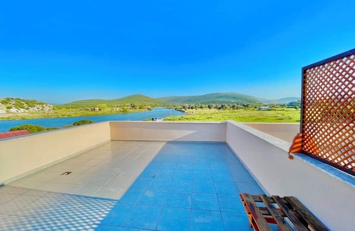 Gulbahce Mahallesi Villa | VilUrla Tatil Evleri